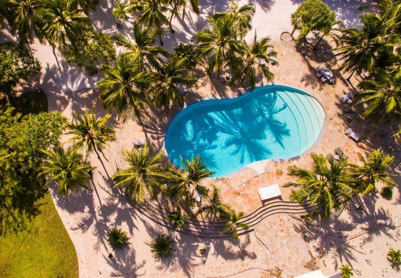 Zumzum Beach House Bed and Breakfast Kinondo Esterno foto