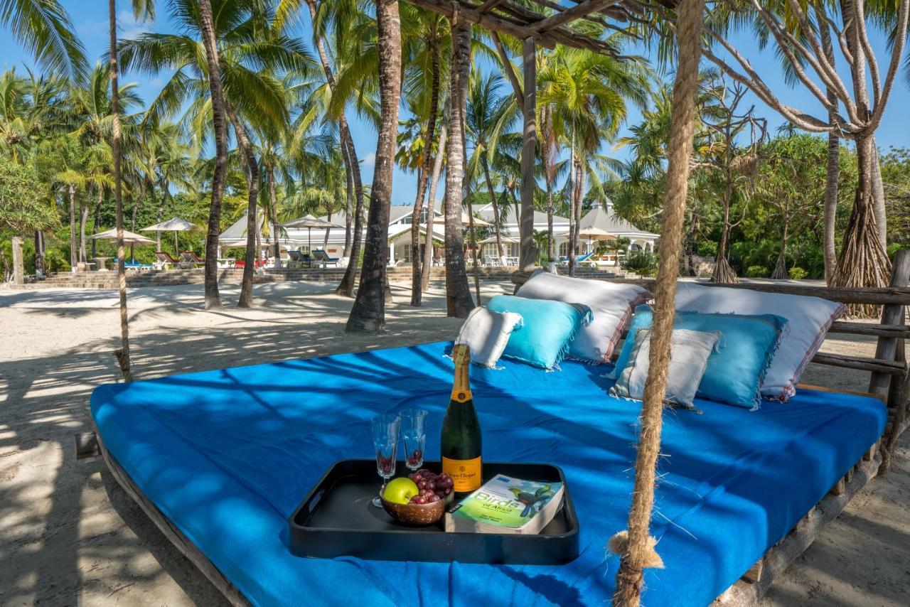 Zumzum Beach House Bed and Breakfast Kinondo Esterno foto