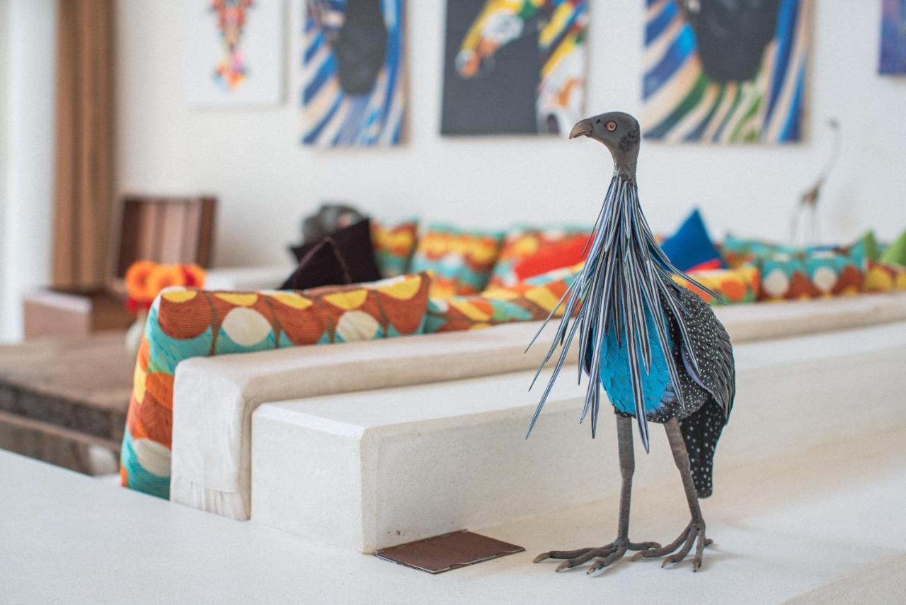 Zumzum Beach House Bed and Breakfast Kinondo Esterno foto