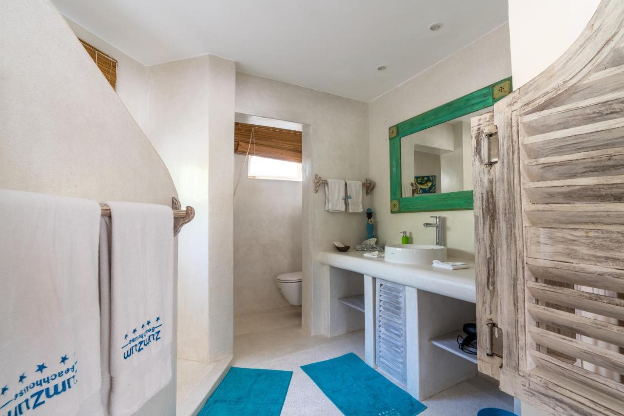 Zumzum Beach House Bed and Breakfast Kinondo Esterno foto